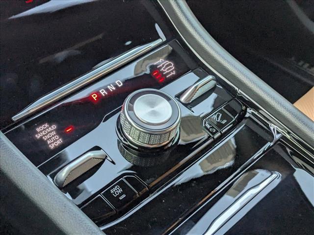 Photo of 2025 Velvet Red Pearl-Coat Exterior Paint Jeep Grand Cherokee