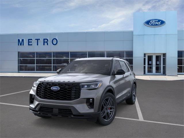 Photo of 2025 Gray Ford Explorer