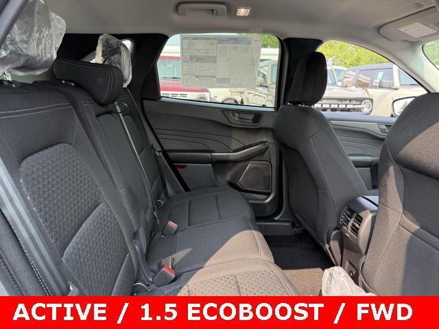 Photo of 2025 Carbonized Gray Metallic Ford Escape