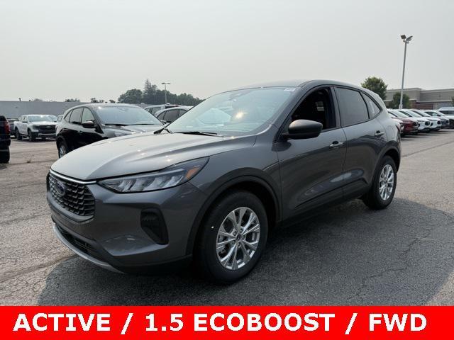 Photo of 2025 Carbonized Gray Metallic Ford Escape
