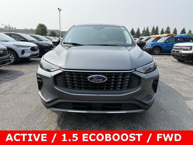 Photo of 2025 Carbonized Gray Metallic Ford Escape
