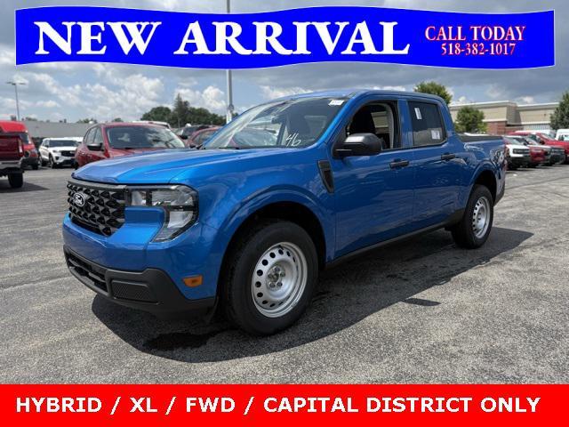 Photo of 2025 Blue Ford Maverick