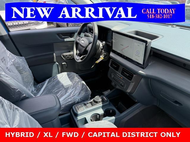 Photo of 2025 Blue Ford Maverick