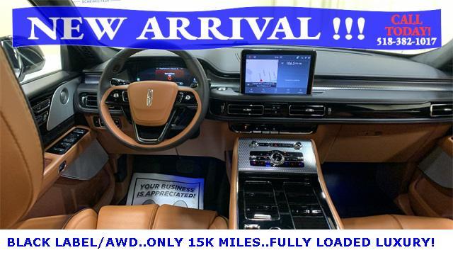 Photo of 2024 Pristine White Metallic Tri-Coat Lincoln Aviator