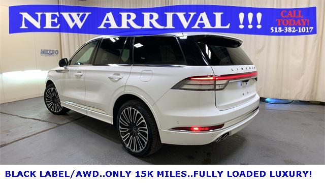 Photo of 2024 Pristine White Metallic Tri-Coat Lincoln Aviator