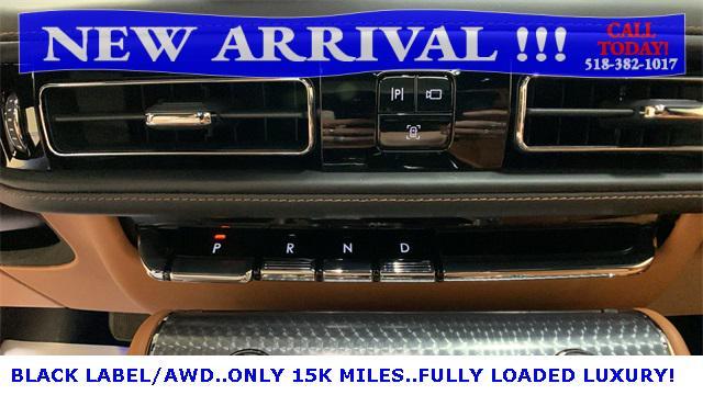Photo of 2024 Pristine White Metallic Tri-Coat Lincoln Aviator