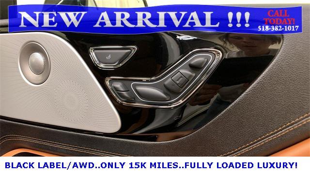 Photo of 2024 Pristine White Metallic Tri-Coat Lincoln Aviator