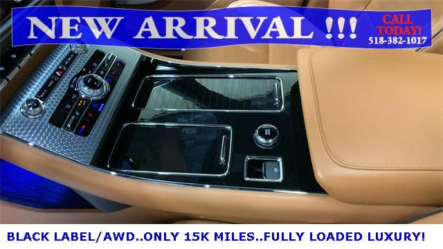 Photo of 2024 Pristine White Metallic Tri-Coat Lincoln Aviator