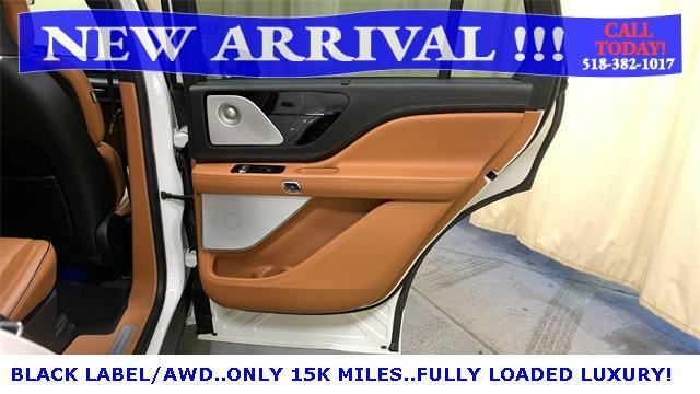 Photo of 2024 Pristine White Metallic Tri-Coat Lincoln Aviator