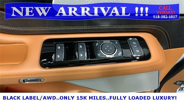 Photo of 2024 Pristine White Metallic Tri-Coat Lincoln Aviator