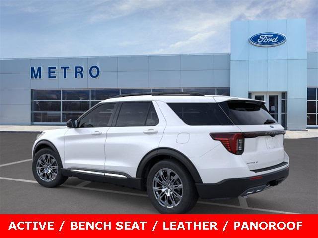 Photo of 2025 Star White Metallic Tri-Coat Ford Explorer