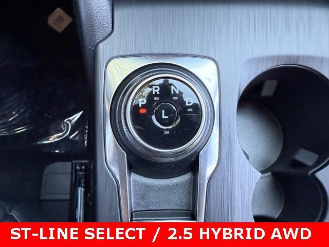 Photo of 2025 Agate Black Metallic Ford Escape