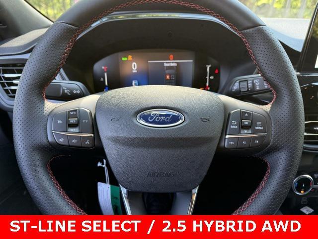 Photo of 2025 Agate Black Metallic Ford Escape