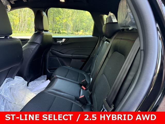 Photo of 2025 Agate Black Metallic Ford Escape