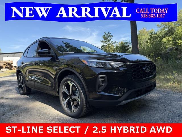 Photo of 2025 Agate Black Metallic Ford Escape