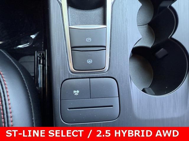 Photo of 2025 Agate Black Metallic Ford Escape