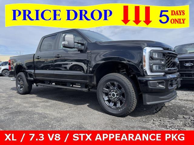 Photo of 2025 Agate Black Metallic Ford F-350