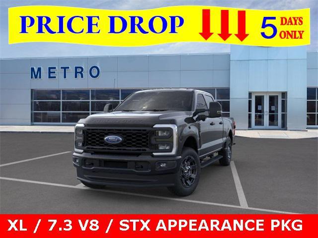 Photo of 2025 Agate Black Metallic Ford F-350