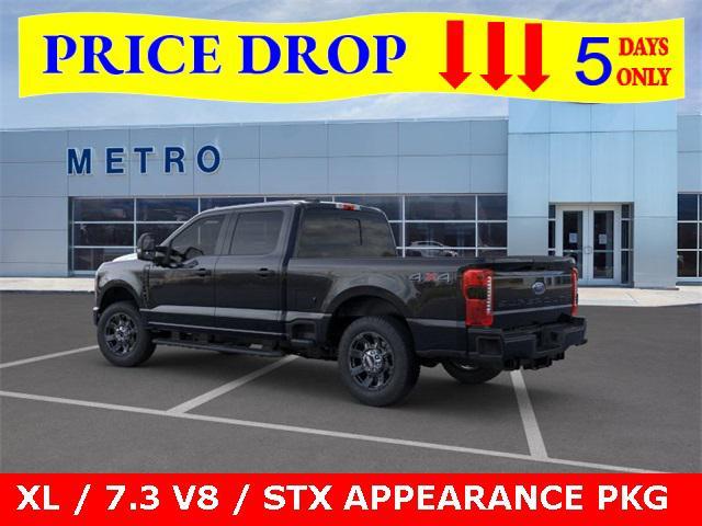 Photo of 2025 Agate Black Metallic Ford F-350