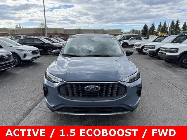 Photo of 2025 Vapor Blue Metallic Ford Escape