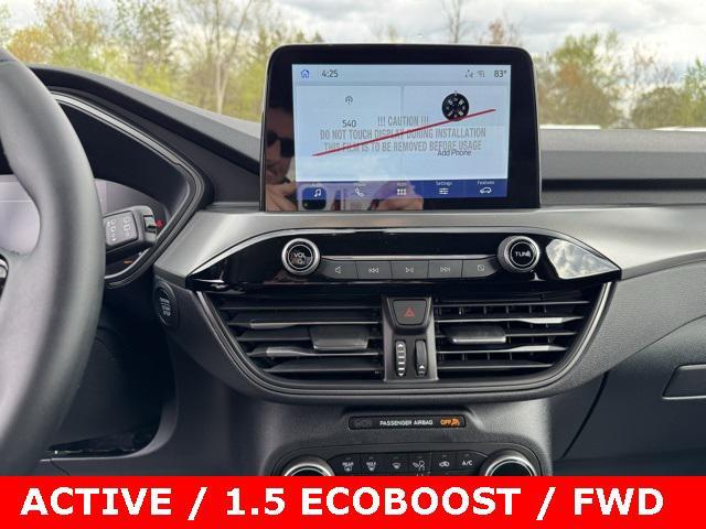 Photo of 2025 Vapor Blue Metallic Ford Escape