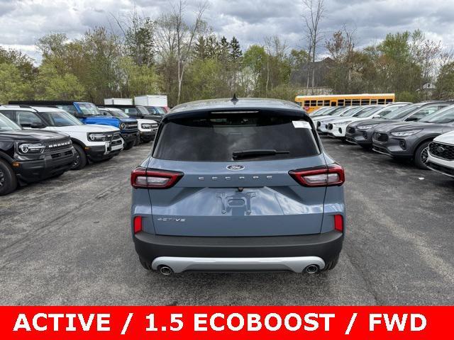 Photo of 2025 Vapor Blue Metallic Ford Escape