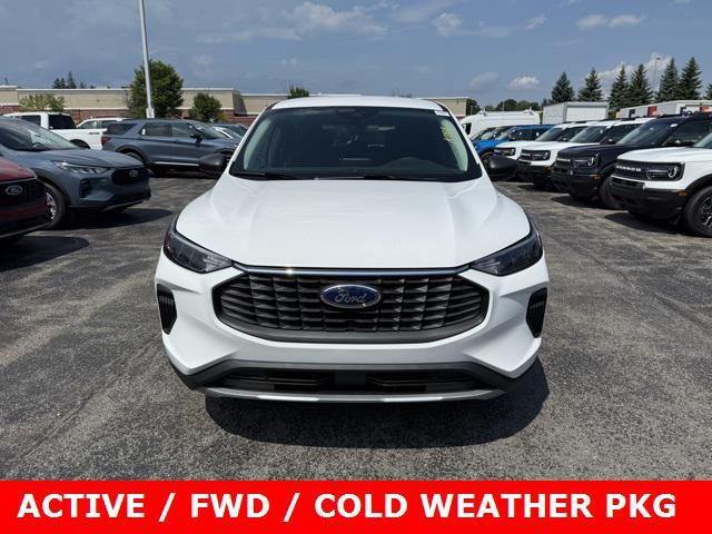 Photo of 2025 Oxford White Ford Escape