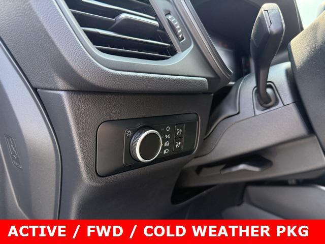 Photo of 2025 Oxford White Ford Escape