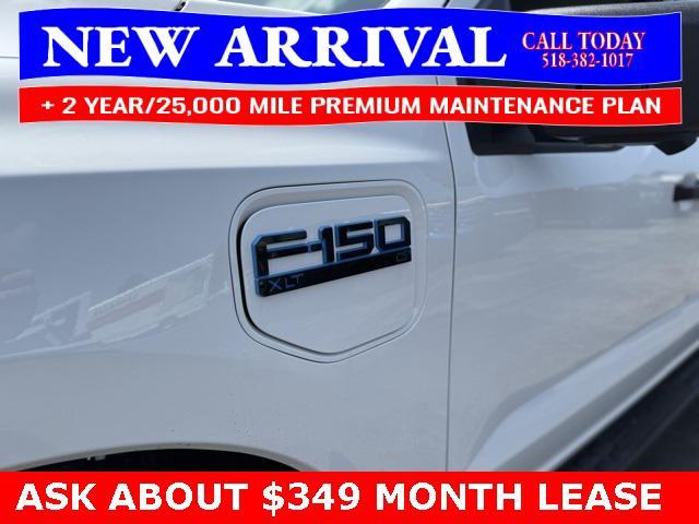 Photo of 2025 Oxford White Ford F-150 Lightning