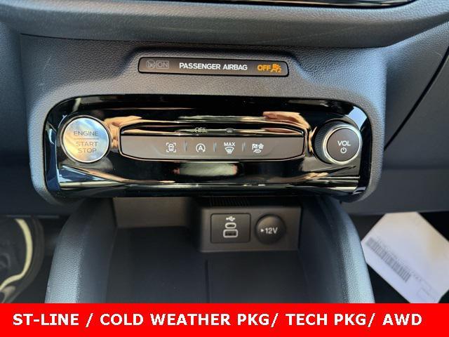 Photo of 2025 Space Silver Metallic Ford Escape