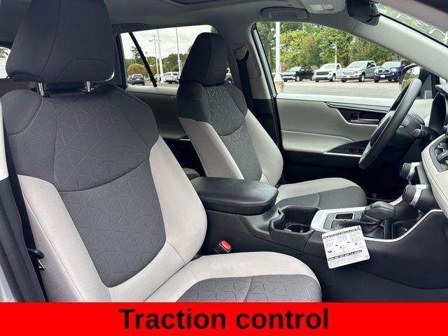 Photo of 2023 Silver Sky Metallic Toyota RAV4