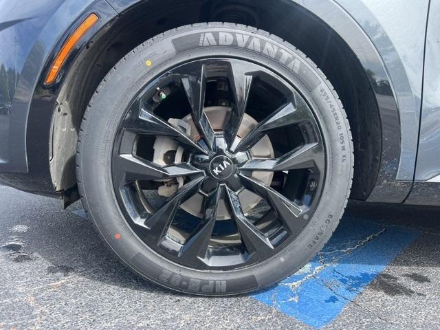 Photo of 2021 Gravity Gray Kia Sorento