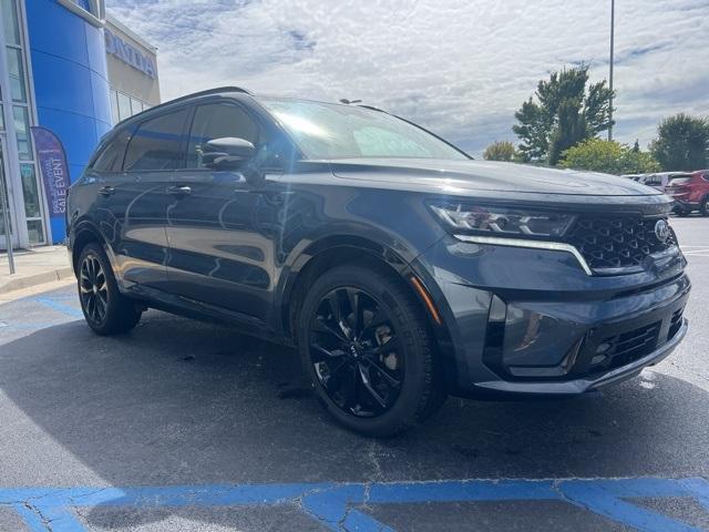 Photo of 2021 Gravity Gray Kia Sorento
