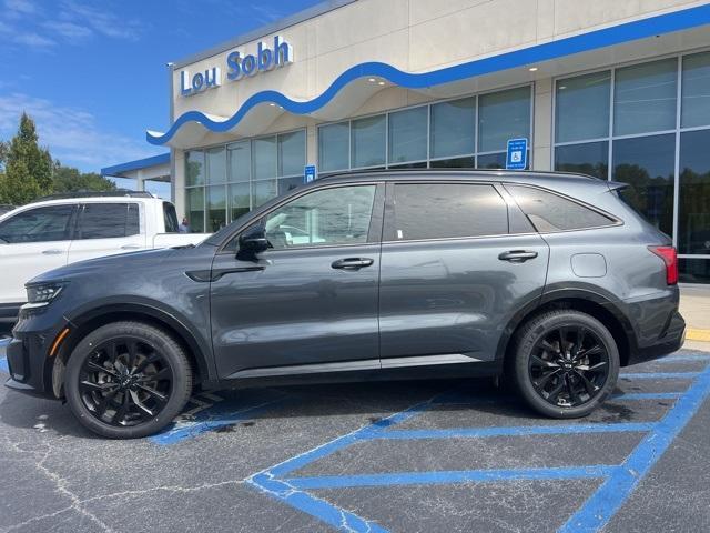 Photo of 2021 Gravity Gray Kia Sorento