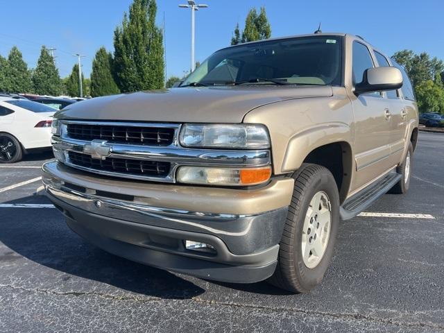 Photo of 2005 Sandstone Metallic Chevrolet Suburban