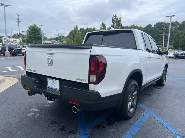 Photo of 2023 Platinum White Pearl Honda Ridgeline