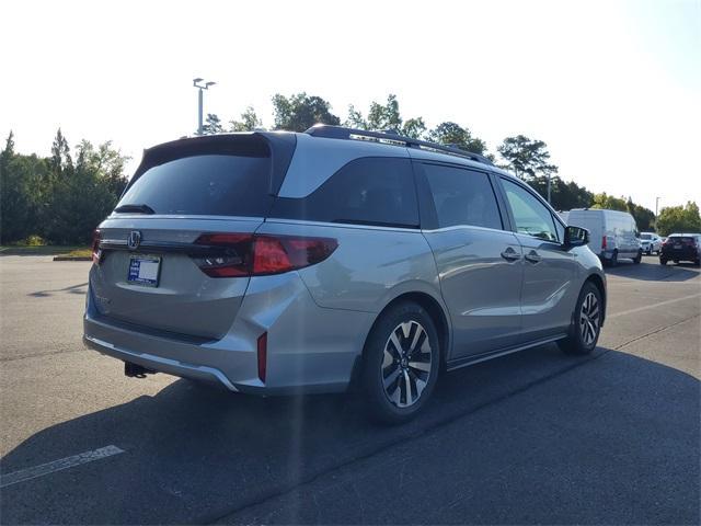 Photo of 2026 Solar Silver Metallic Honda Odyssey