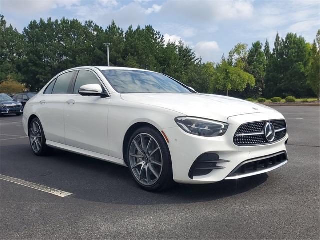 Photo of 2022 Polar White Mercedes-Benz E-Class