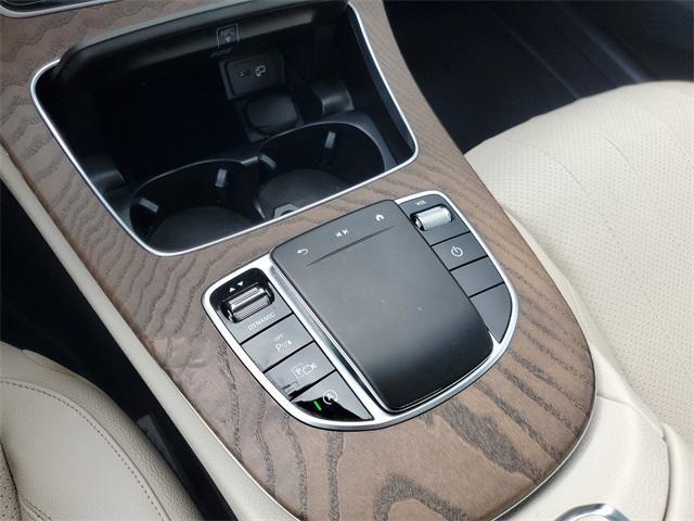 Photo of 2022 Polar White Mercedes-Benz E-Class