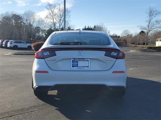 Photo of 2025 Platinum White Pearl Honda Civic