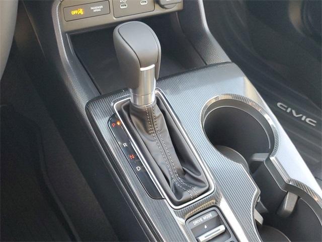Photo of 2025 Platinum White Pearl Honda Civic