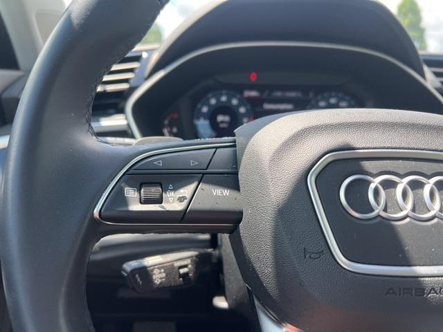 Photo of 2022 Glacier White Metallic Audi Q3