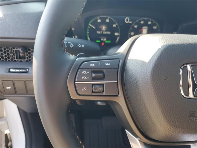 Photo of 2026 Platinum White Pearl Honda CR-V Hybrid