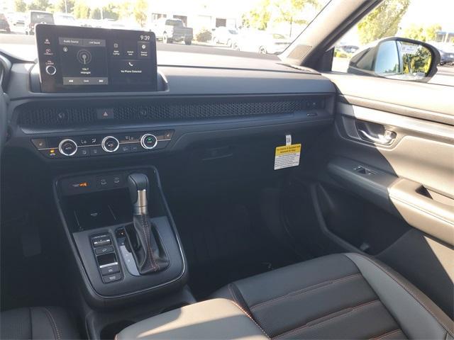 Photo of 2026 Platinum White Pearl Honda CR-V Hybrid