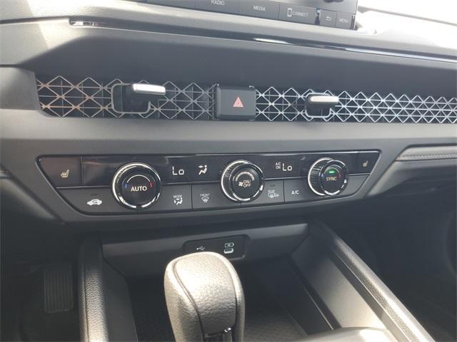 Photo of 2025 Crystal Black Pearl Honda Accord
