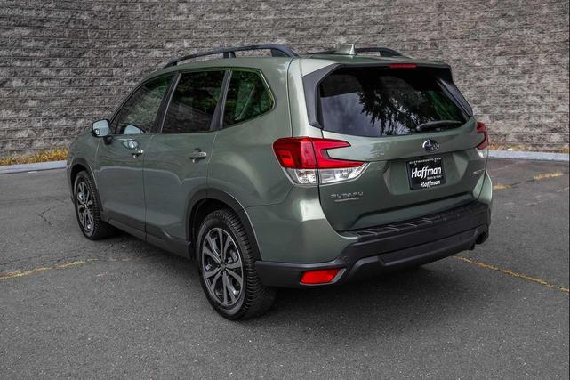 Photo of 2019 Jasper Green Metallic Subaru Forester