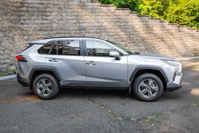 Photo of 2025 Silver Sky Metallic Toyota RAV4
