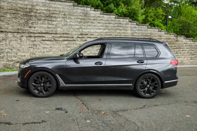 Photo of 2022 Dark Graphite Metallic BMW X7