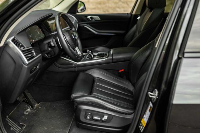 Photo of 2022 Dark Graphite Metallic BMW X7