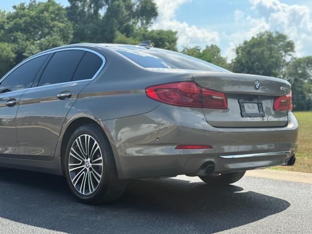 Photo of 2018 Brown BMW 530